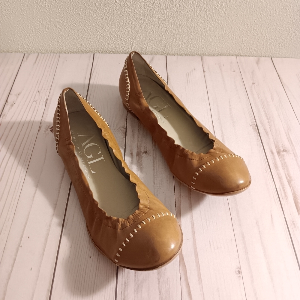 AGL Women's Brown Leather Flats Whip Stitch Detail Balletcore Academia US 8